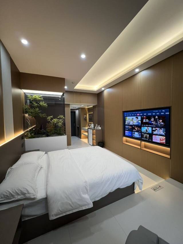 贝拉电竞酒店(潍坊泰华城风筝广场店)