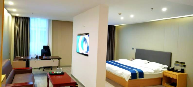 岱青海蓝智选酒店图片