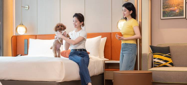 成都麓湖生态城希尔顿惠庭酒店图片
