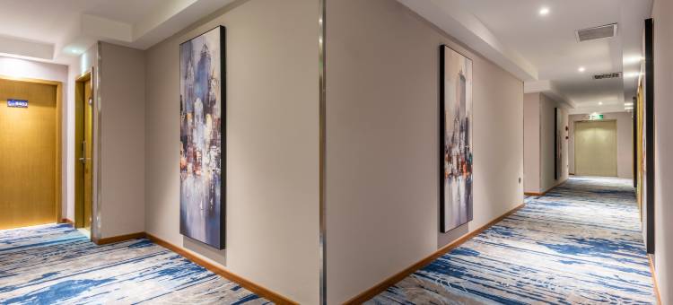 八号季酒店(深圳南山地铁站店)图片