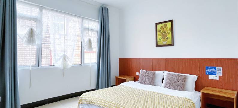 月墨客栈(中南财经政法大学店)图片