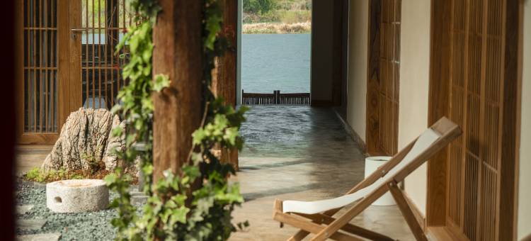 普者黑日扎白扎湖景客栈图片