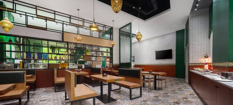 九华玉龙酒店(和田夜市店)图片