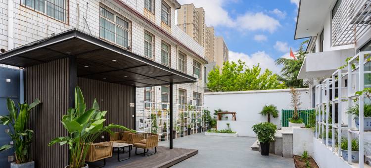 DESIGNER城市·民宿(安阳博物馆万达广场店)图片