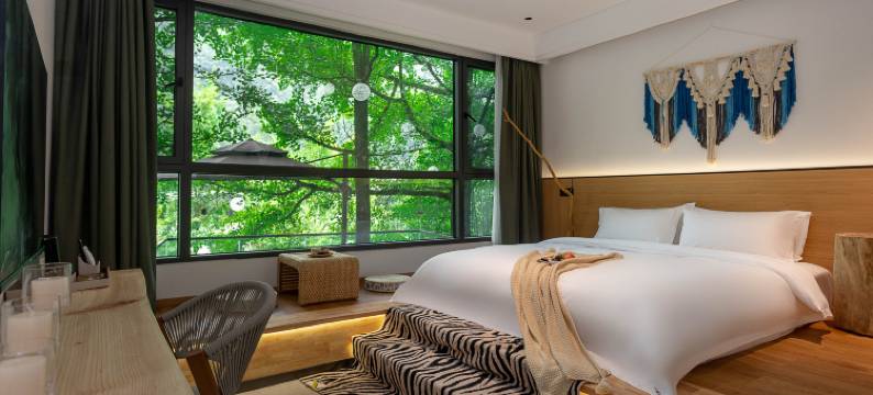 都江堰市财神山森野里私汤民宿(赵公山店)图片