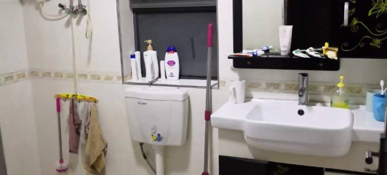 下一站柳州青年旅舍(柳州高铁站谷埠街国际商城店)图片