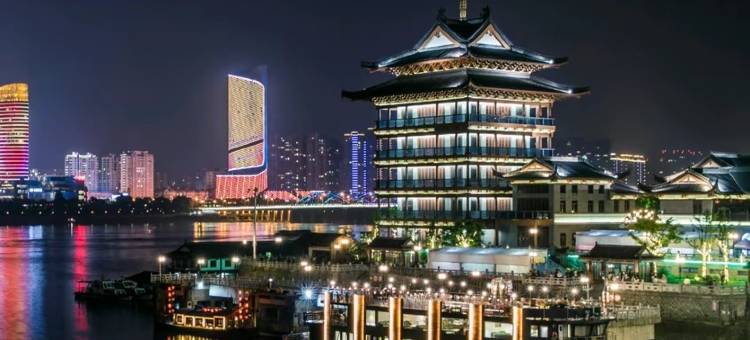 桐庐富春江山与院子民宿图片