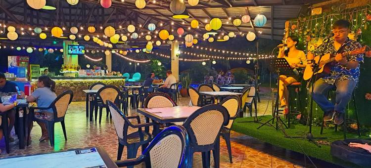 苏比克水滨景观度假村(Subic Waterfront View Resort)图片