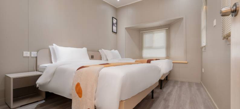 云栖木语酒店(昆明长水机场店)图片