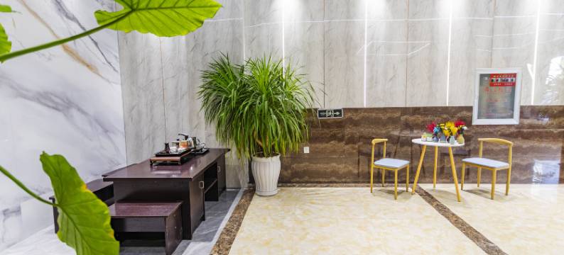 弥勒爱湖酒店(湖泉生态园红河水乡店)图片