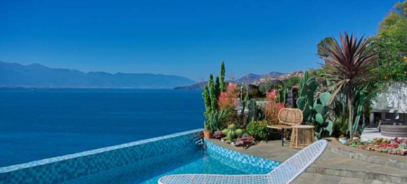 大理半山海居海景美宿图片