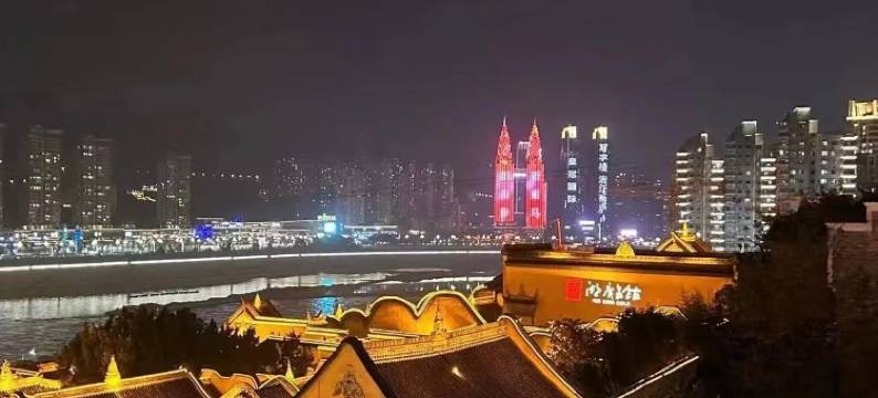 思翰轻奢酒店(重庆北碚地铁站西南大学店)图片