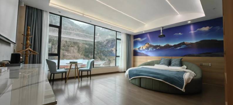 四姑娘山诗与远方民宿图片