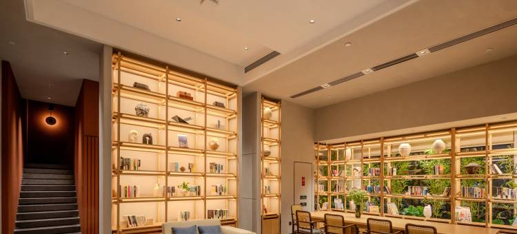 济南万象城中央商务区亚朵酒店图片