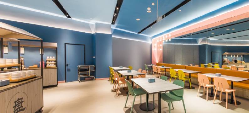 汉庭酒店(青岛西海岸青大附院滨海学院地铁站店)图片