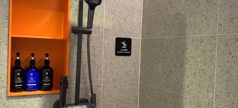 兰希智享公寓(东莞温塘万正广场店)图片