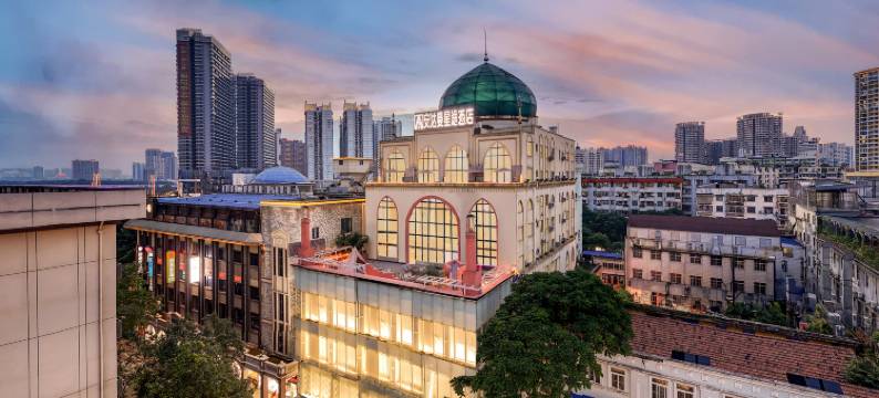 安达曼星途酒店(南宁朝阳广场地铁站三街两巷店)图片