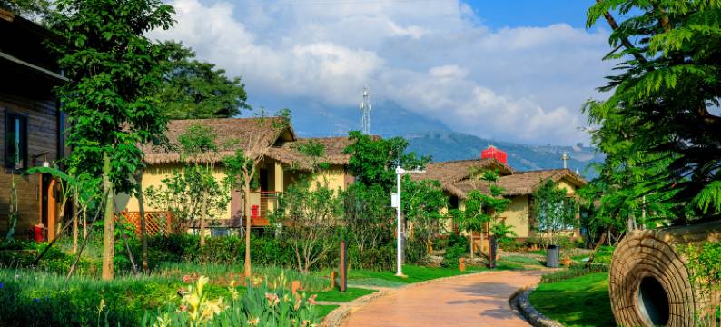 玉溪新平戛洒哀牢秘境欢乐谷酒店图片