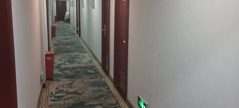 渭源皇冠假日酒店图片