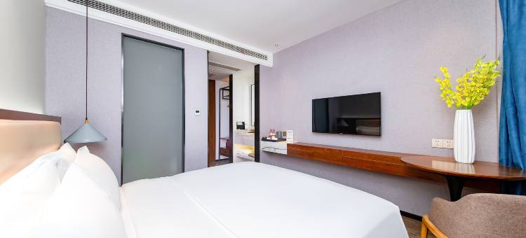 柏曼酒店(武汉沌口体育中心店)图片