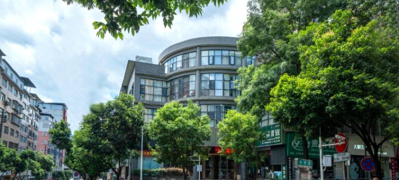 仁怀天豪商务酒店(市政府国贸购物中心店)图片