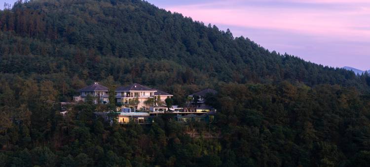 腾冲栖山隐奢·半山温泉山居图片