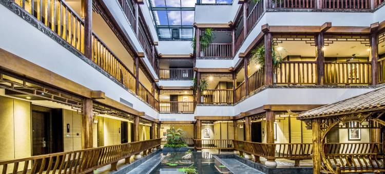 江岸星河酒店(凤凰古城虹桥店)图片