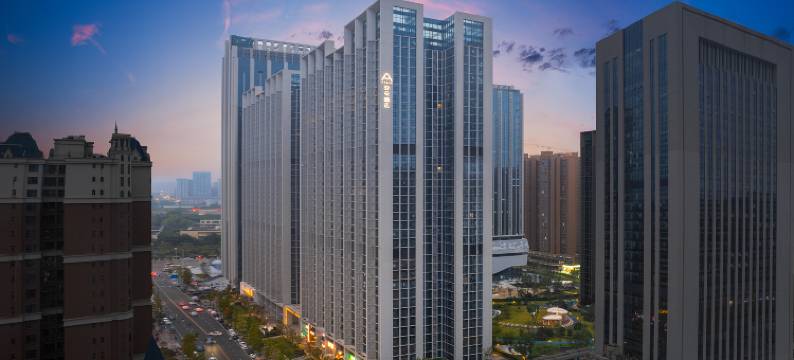 成都天府新区二江寺地铁站亚朵酒店图片