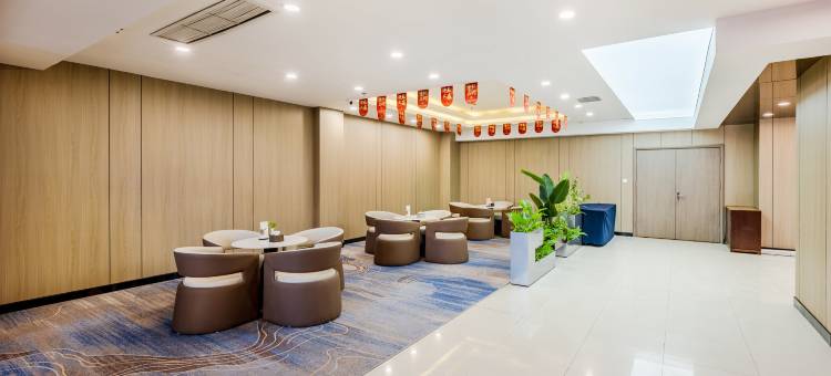 大连长城饭店(罗斯福广场西安路地铁站店)图片