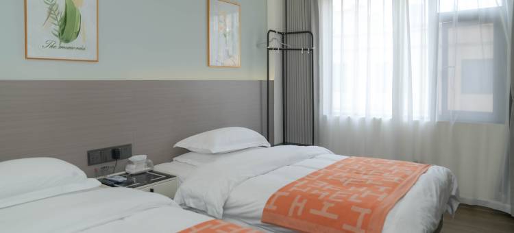 宇宸时尚酒店(保山高铁站店)图片