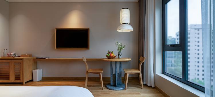 下龙南达特酒店(Nam Dat Hotel by D'Lecia Ha Long)图片