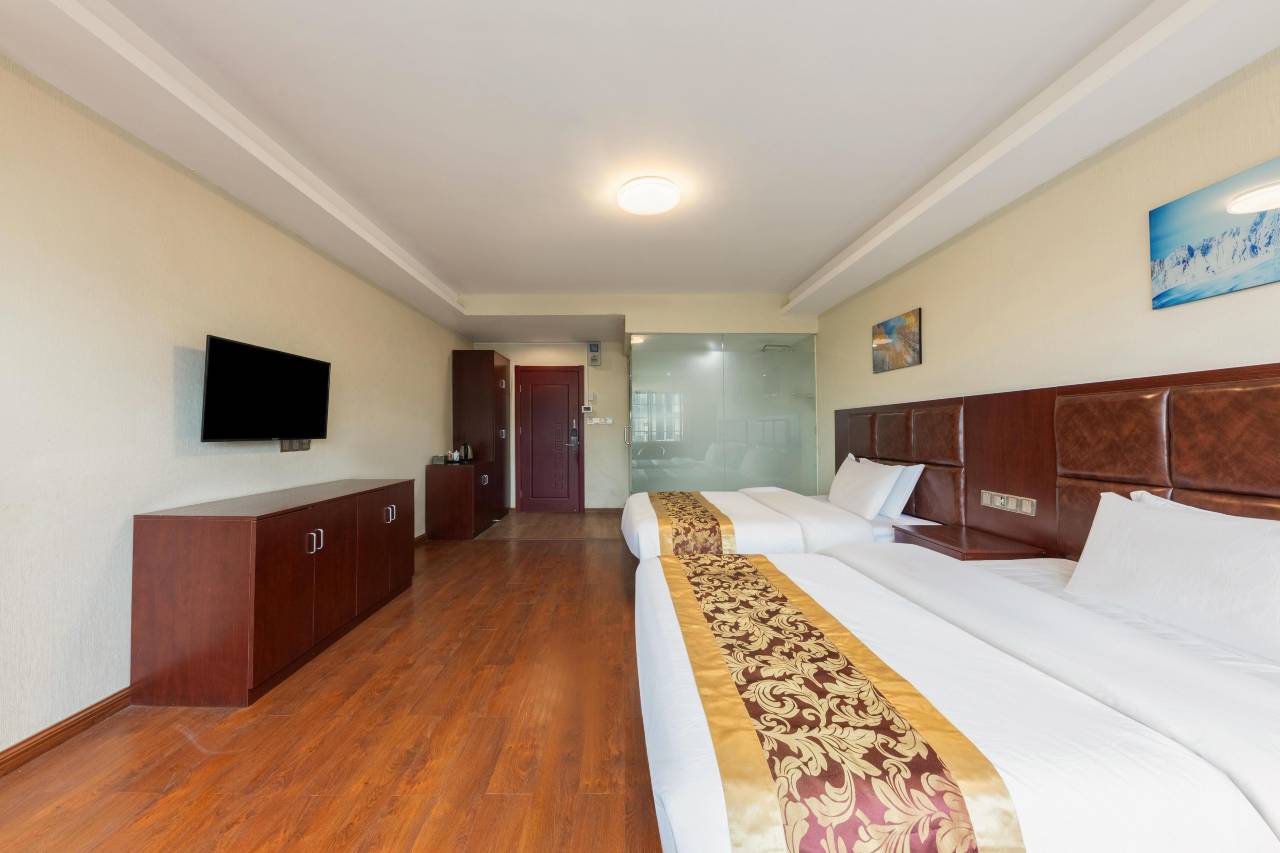 金太阳商务宾馆(岳阳高铁东站店)