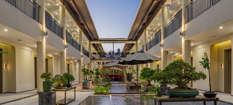 白玉兰酒店(恩施女儿城店)图片