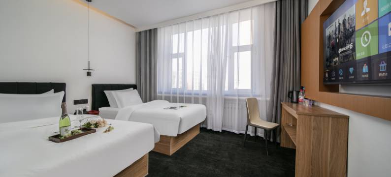 兰-设计师酒店图片