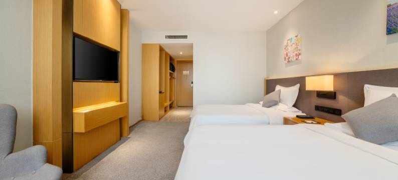 尊享喜馆·东安湖甄选酒店(龙泉万达广场店)图片