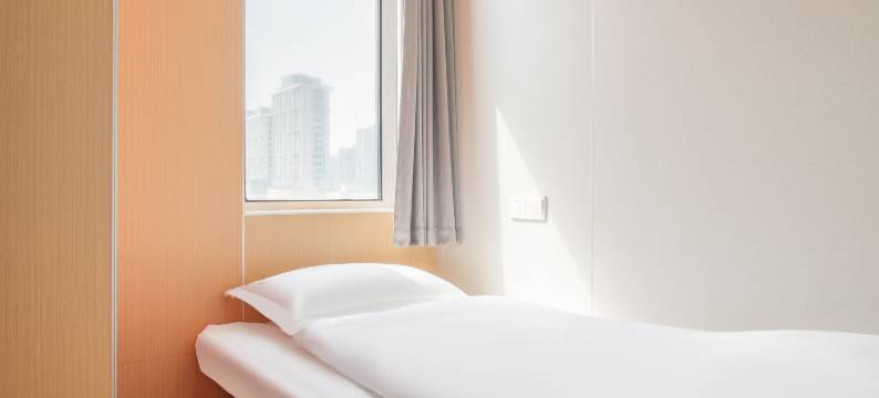 住小叮酒店(北京合生汇平乐园地铁站店)图片