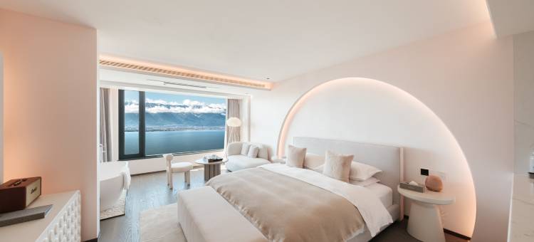 大理十二云彩别墅海景酒店(洱海店)图片