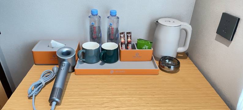 柏瑞轻奢酒店(贵阳太平路网红路喷水池地铁站店)图片