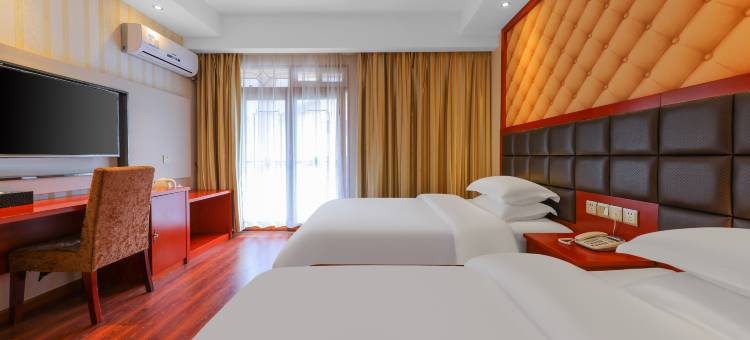 艺选优居酒店(神农架大九湖坪阡古镇店)图片