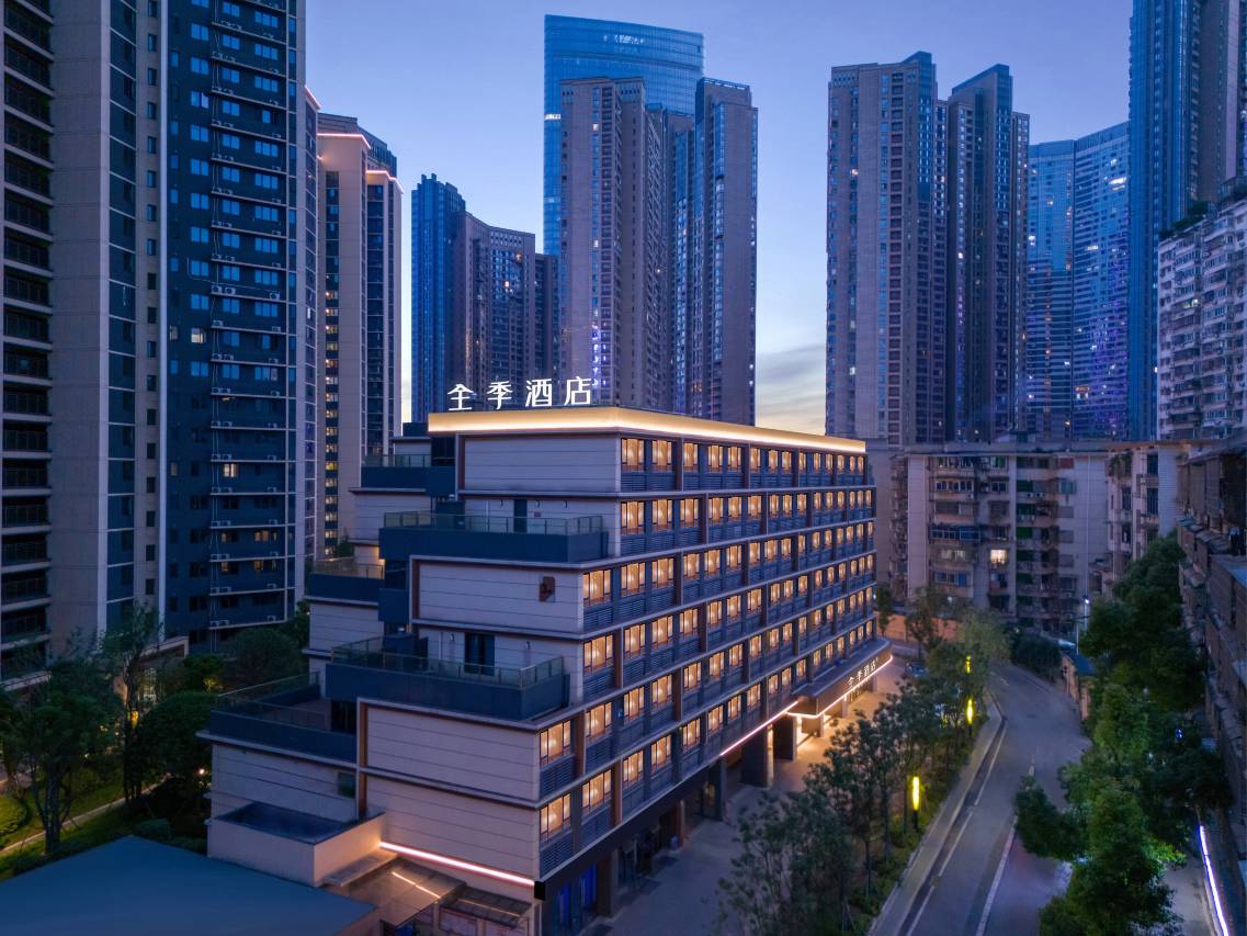 全季酒店(长沙五一广场碧沙湖地铁站店)
