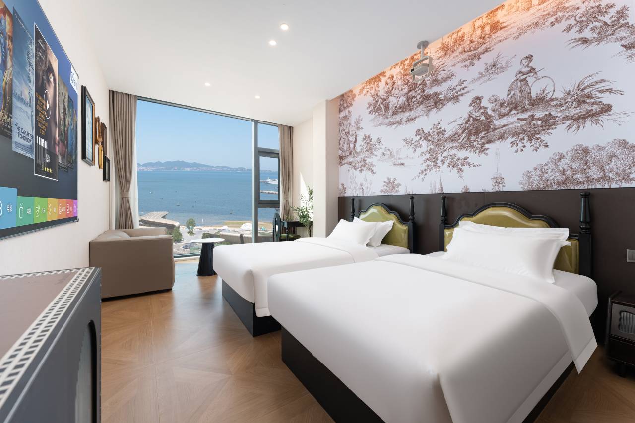 和风时屿·VibeParis海景|法式设计师民宿(威海韩乐坊高铁站店)图片