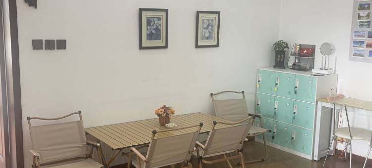 春不晚女生青年旅舍(长春东北师大地铁站店)图片