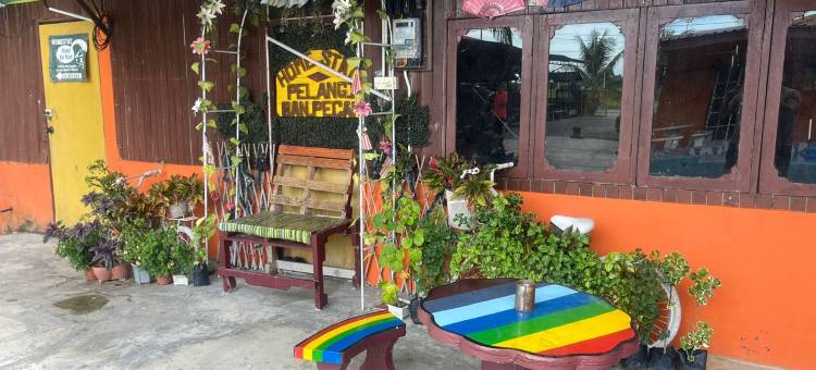 Capital O 91206 Homestay Pelangi Ban Pecah (Muslim Only)图片