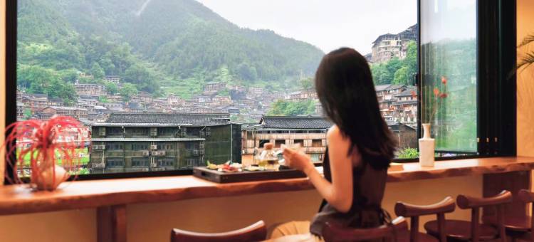 叁屿·山野观景民宿(西江千户苗寨一号风雨桥店)图片