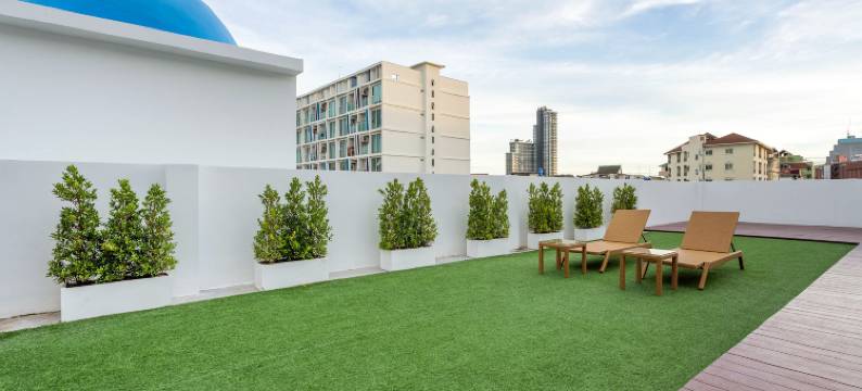 Downtown Oasis 5卧6卫 泳池别墅 A 距离芭提雅海滩500米中文管家(Downtown Oasis Pool Villa Collection A | KTV Private Stay | Near Walking Street)图片