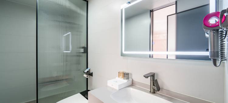 四子王旗华瑞酒店图片