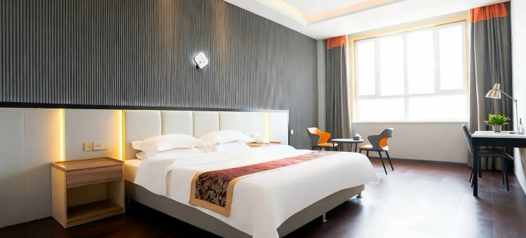 云栖酒店(民丰特色商业街店)图片