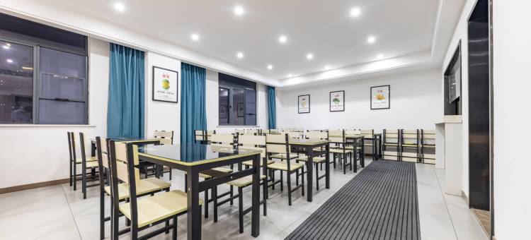 荆门途泊拉酒店图片