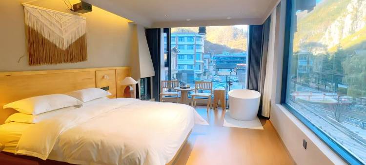 四季云隐·五恒全氧民宿(九寨沟风景区店)图片