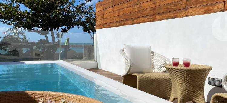 垦丁后面有湾图片